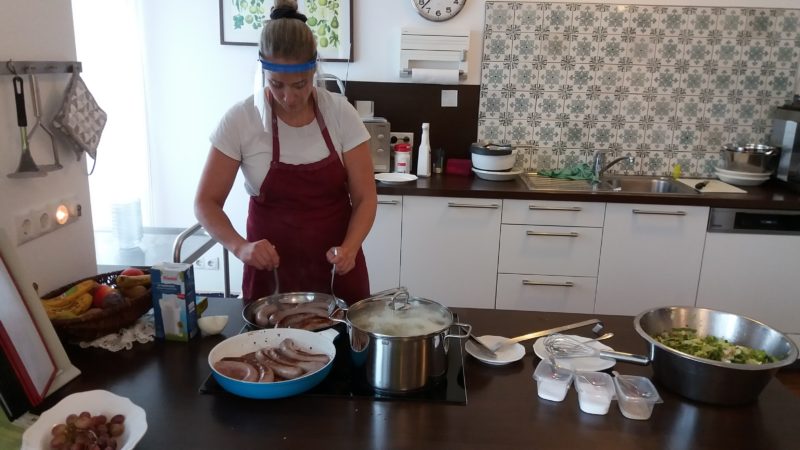Kochen in WG 3 mit Köchin Dalia (7. Oktober 2020)